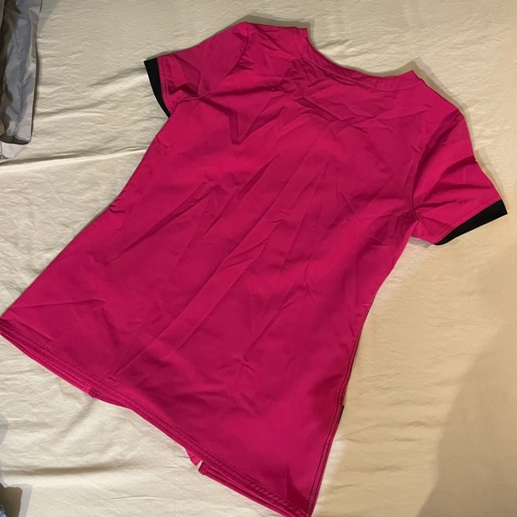 SCRUBSTAR Premium Pink Top - Picture 5 of 5
